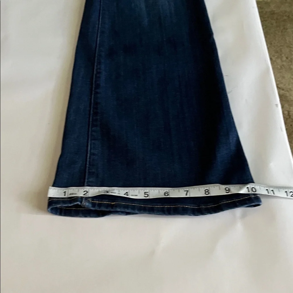 Levi’s 726 Flare High Rise Size 33